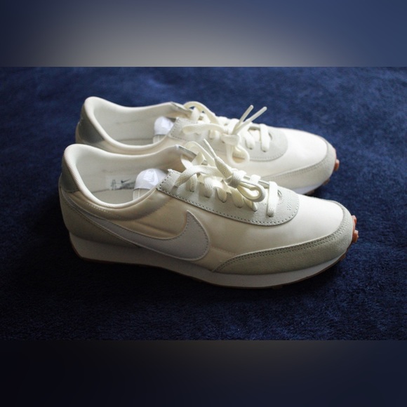 Nike Daybreak white gum waffle ones - Picture 9 of 12